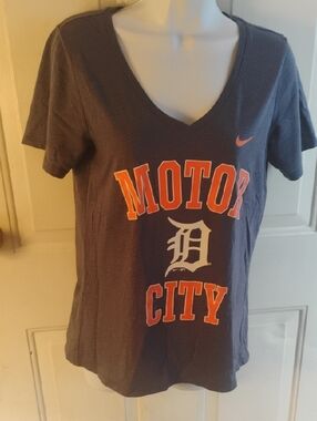 Nike Women's Motor City V-Neck Tee in Navy with Orange and White Graphics